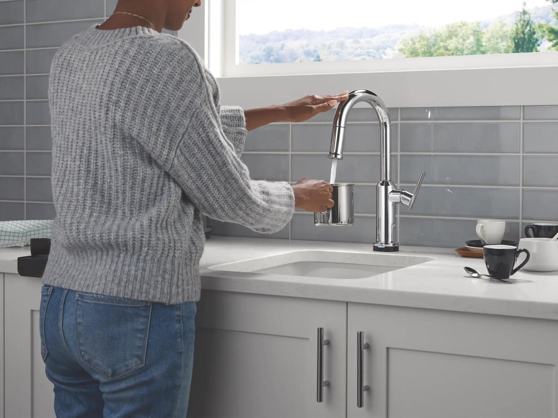 Touch2O&reg; Bar / Prep Faucet with Touchless Technology