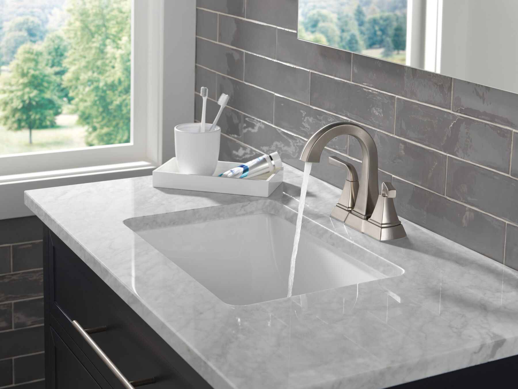 Centerset Faucet - (Recertified)