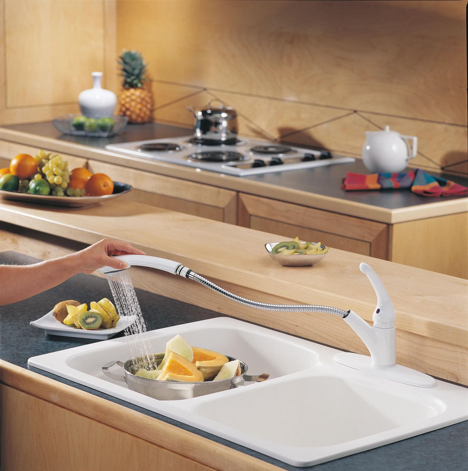 Pull-Out Kitchen Faucet (Recertified)