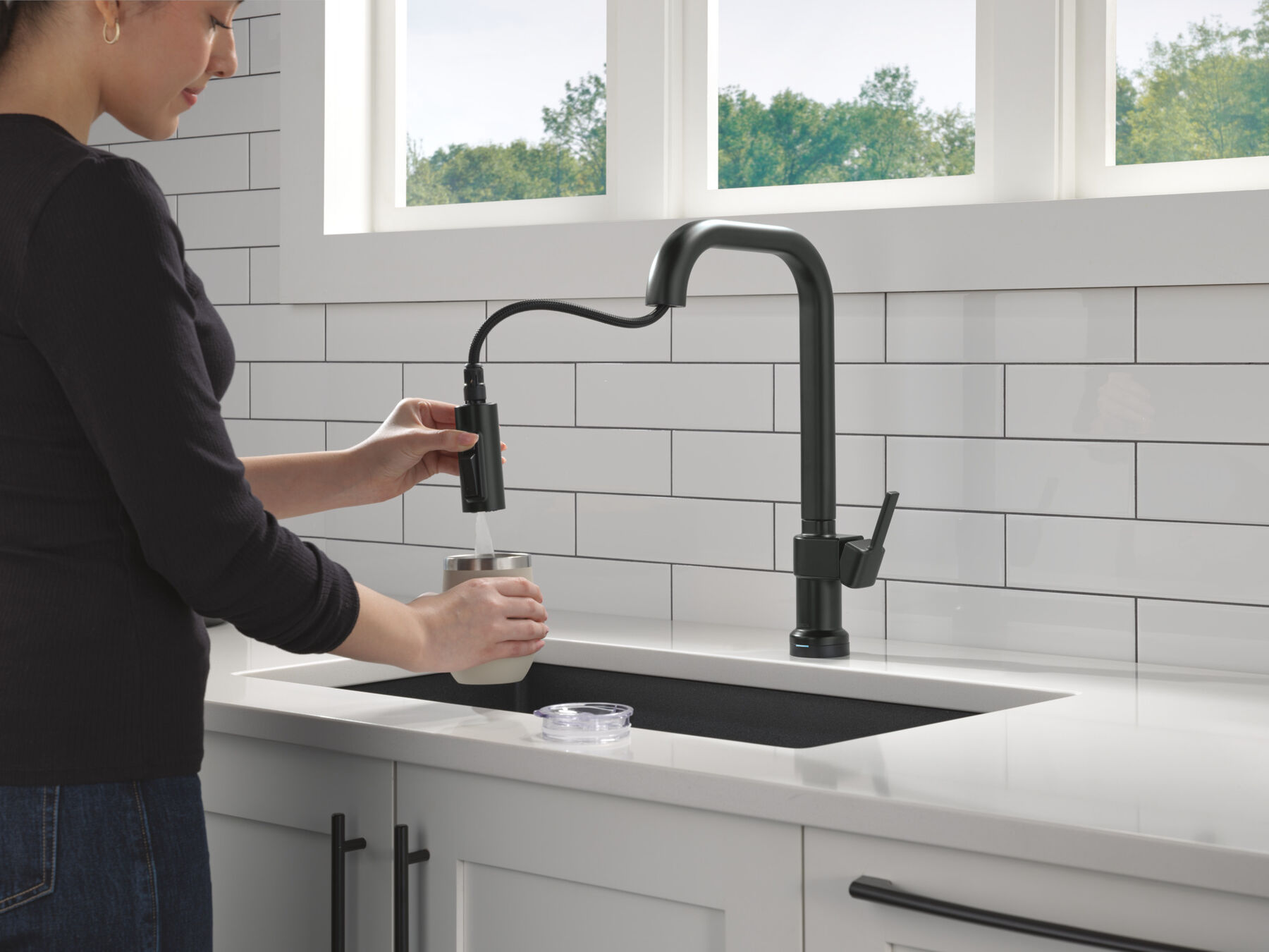 Touch2O&reg; with Touchless Technology Single Handle Pull-Down Kitchen Faucet