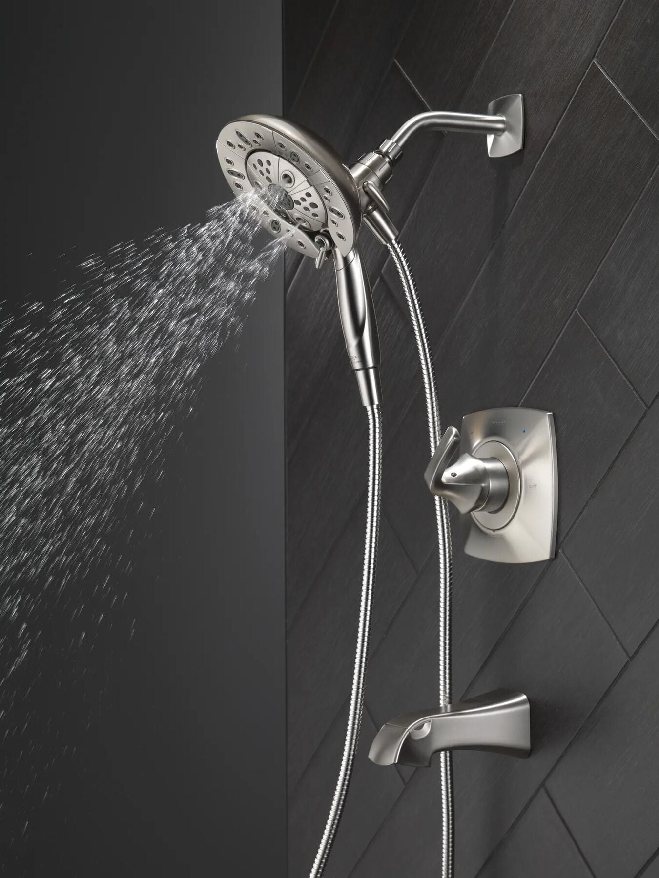 Monitor&reg; 14 Series Tub and Shower with In2ition&reg; Two-in-One Shower