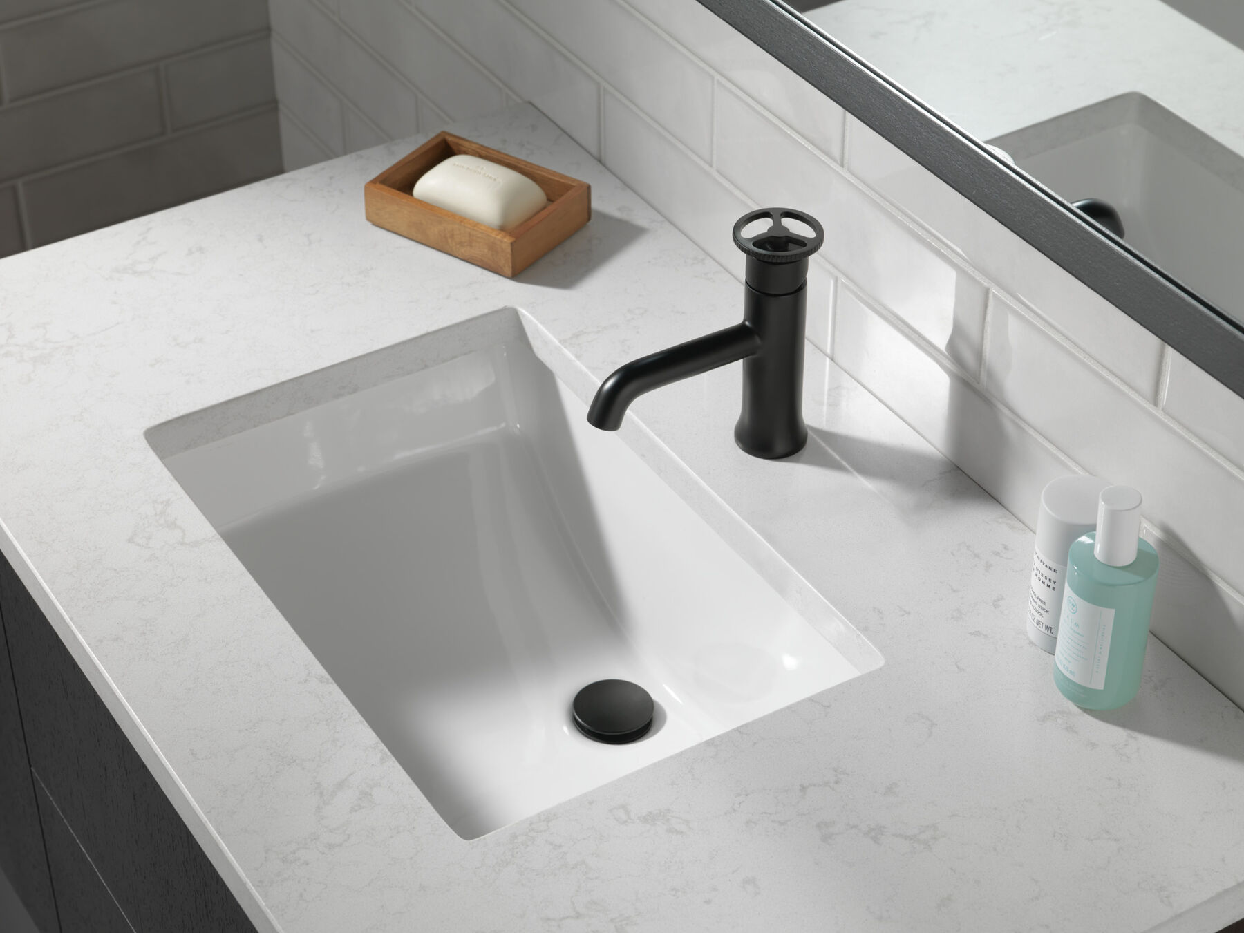 Single Handle Bathroom Faucet