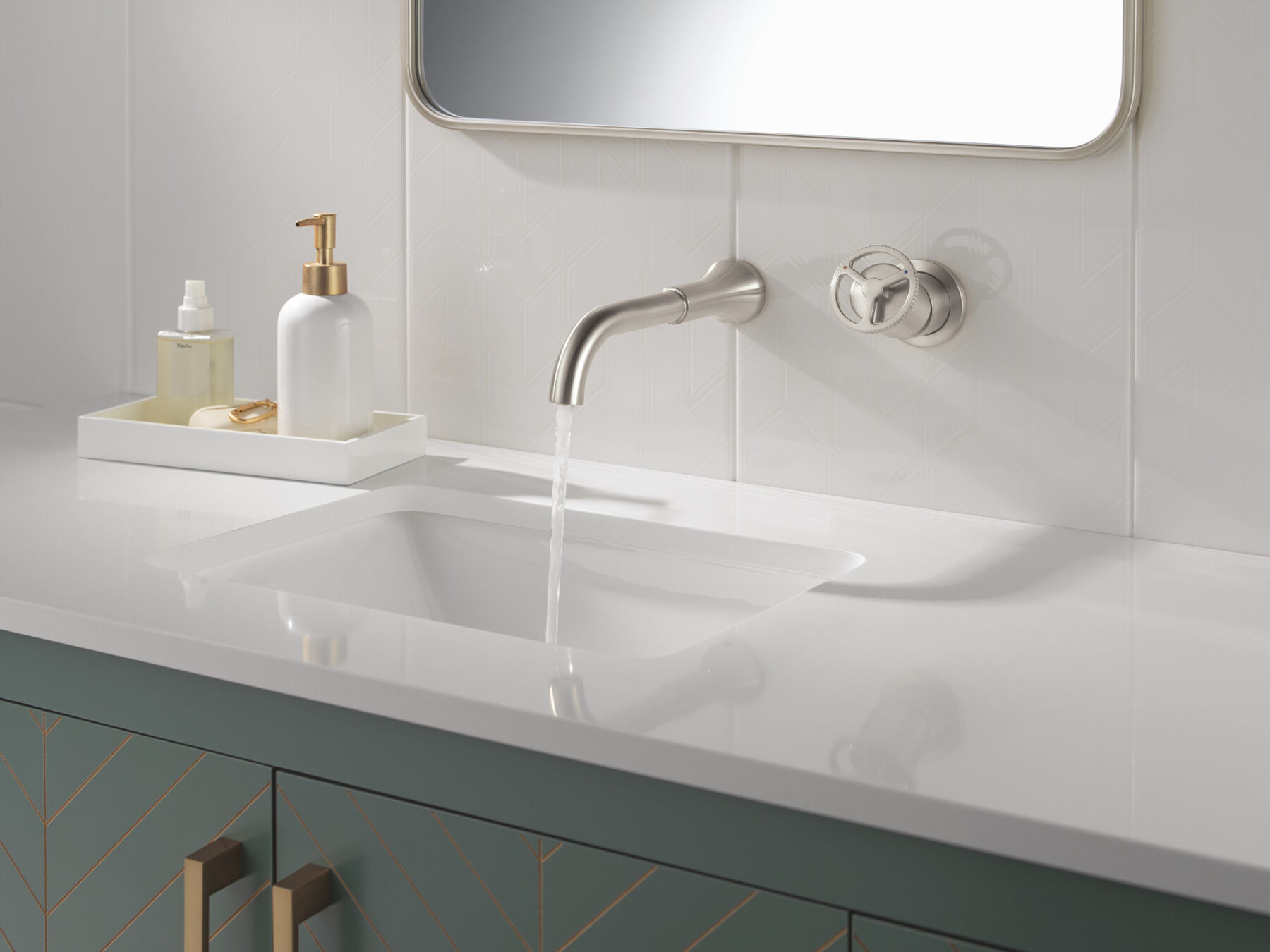 Single Handle Wall Mount Bathroom Faucet Trim