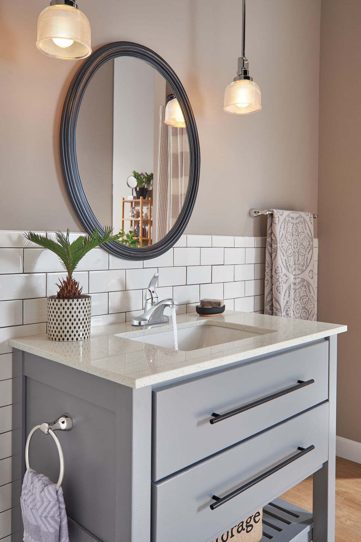 Single Handle Centerset Bathroom Faucet (Recertified)