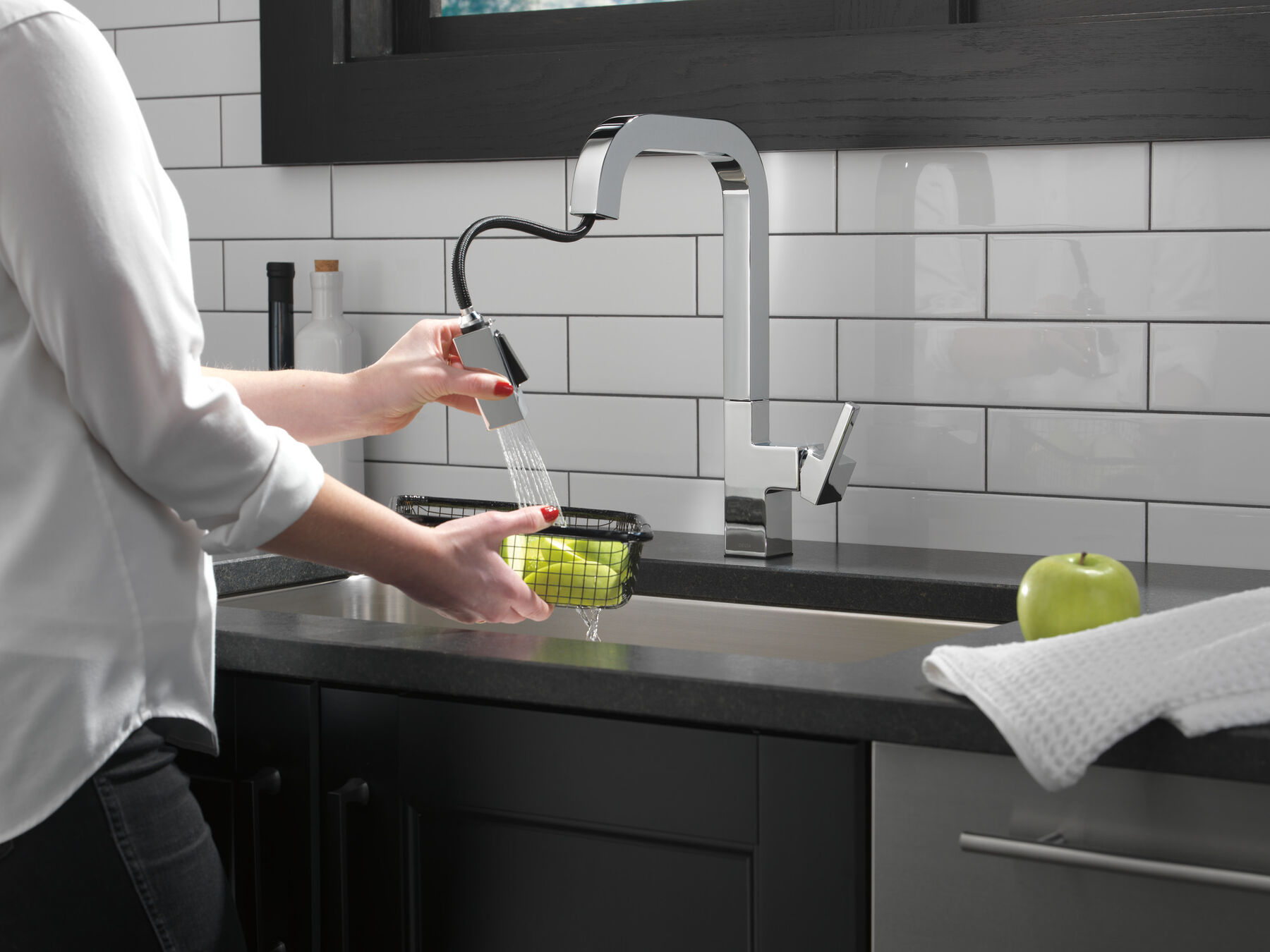 Single-Handle Pull-Down Kitchen Faucet