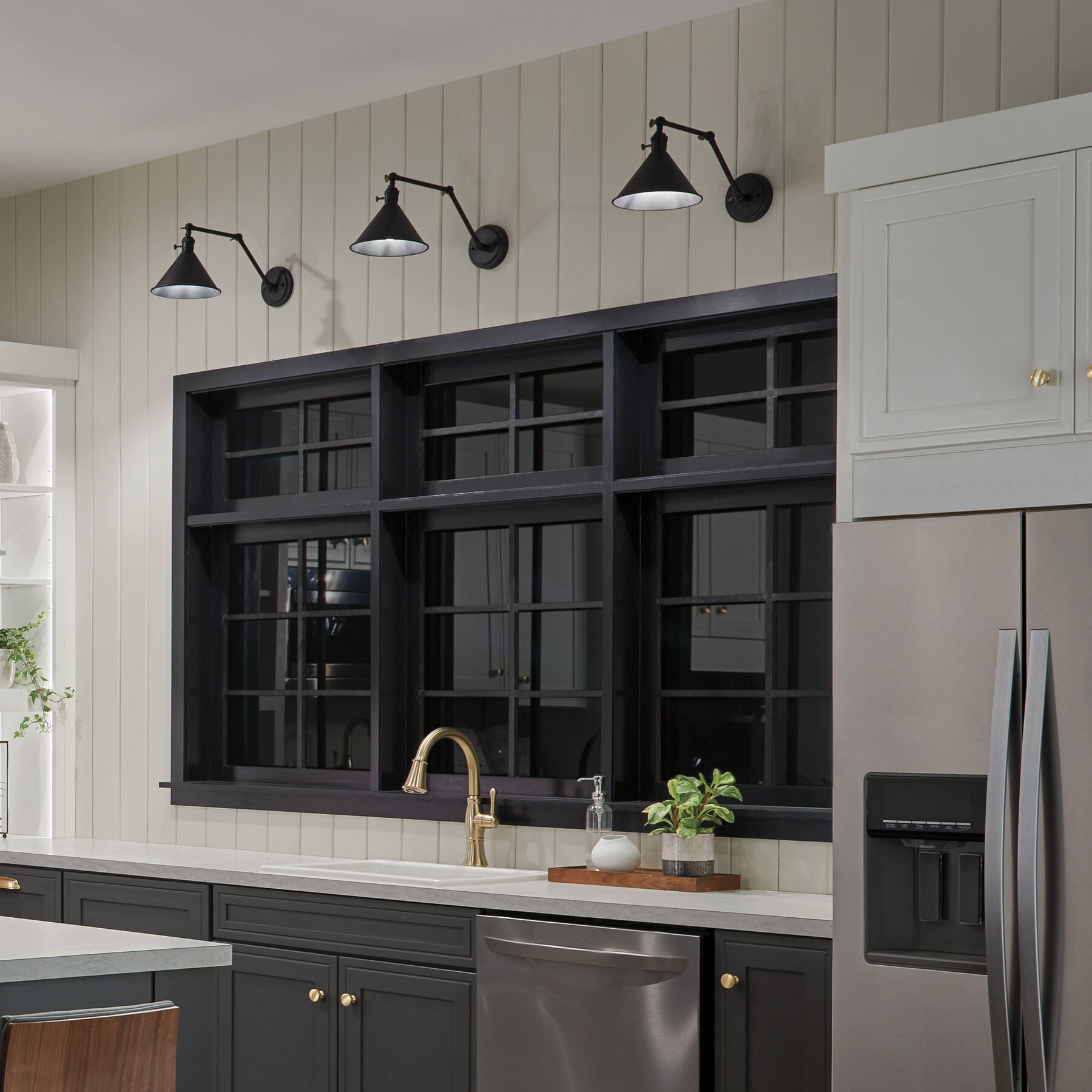 Single Handle Pull-Down Kitchen Faucet