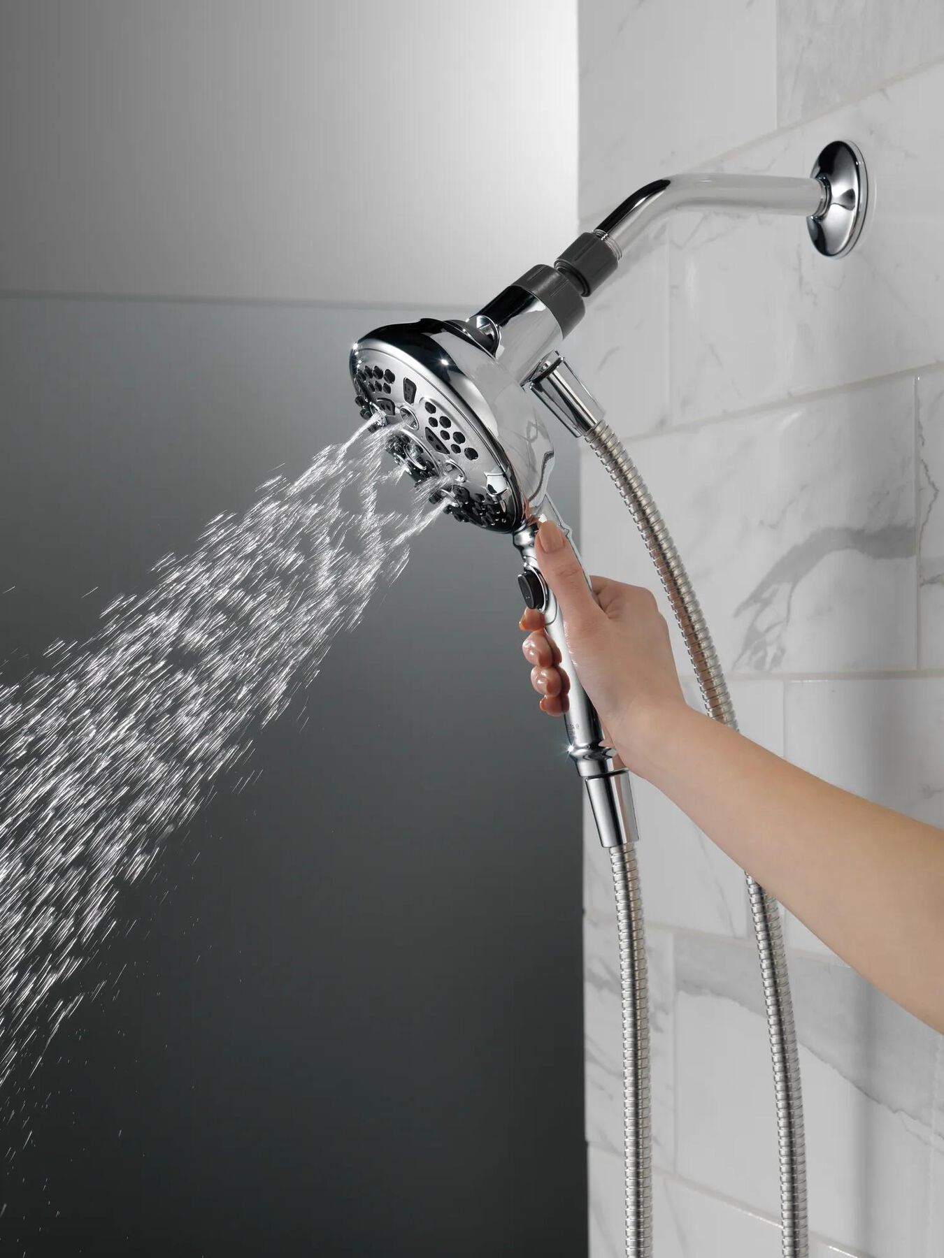 SureDock&trade; 7-Setting Hand Shower