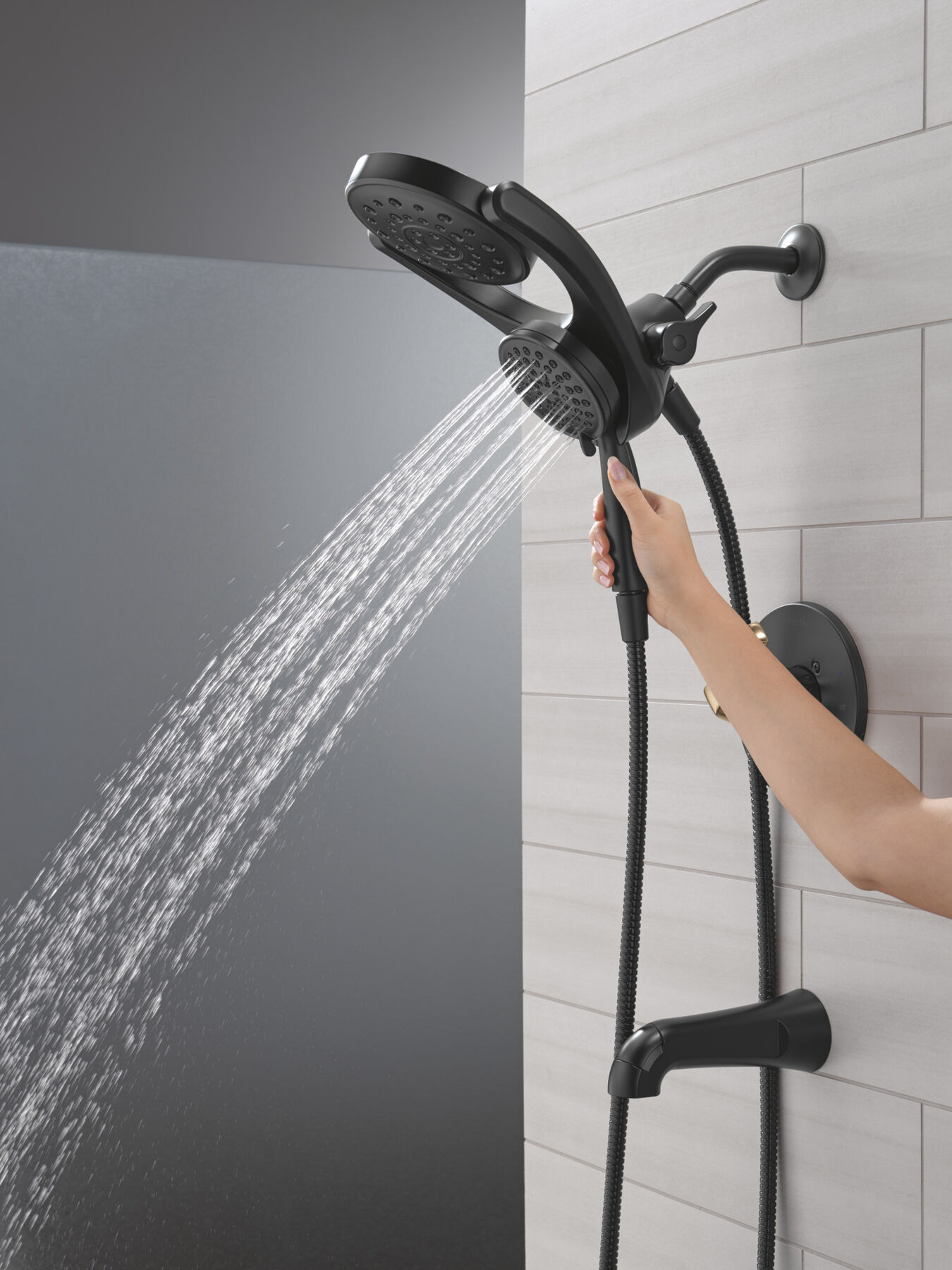 HydroRain&reg; 14 Series Tub and Shower