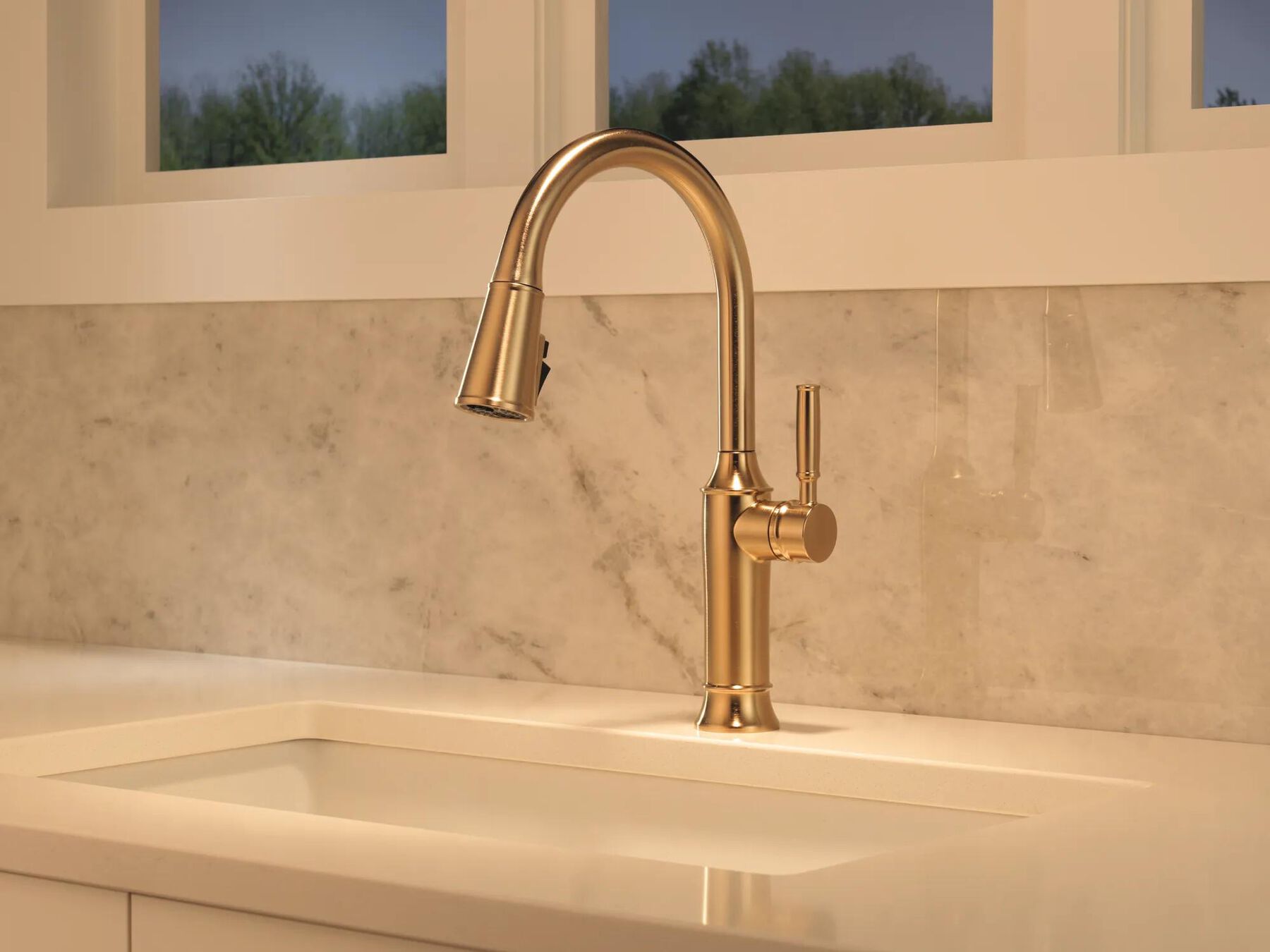 Single Handle Pull-Down Kitchen Faucet