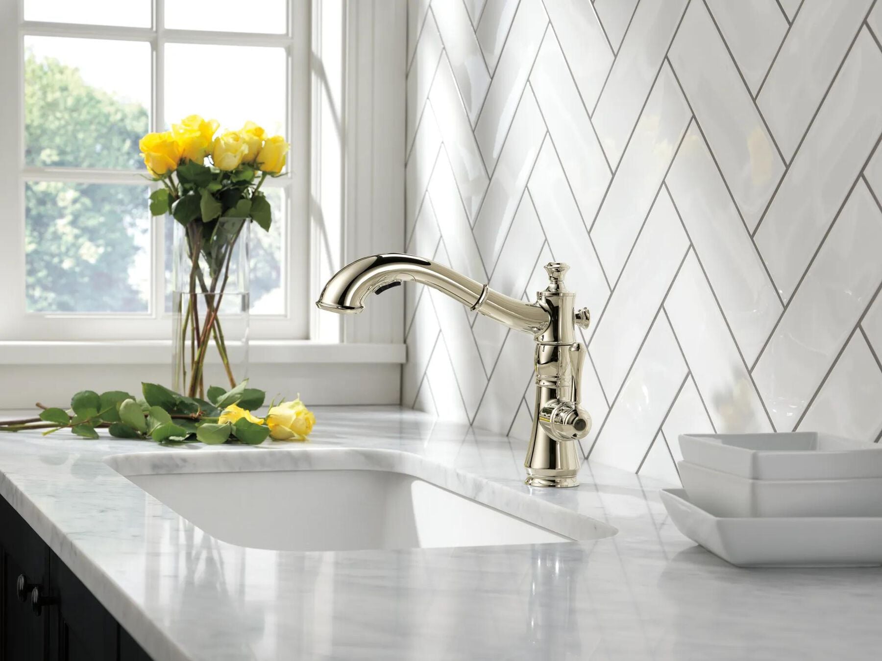 Single Handle Pull-Out Kitchen Faucet