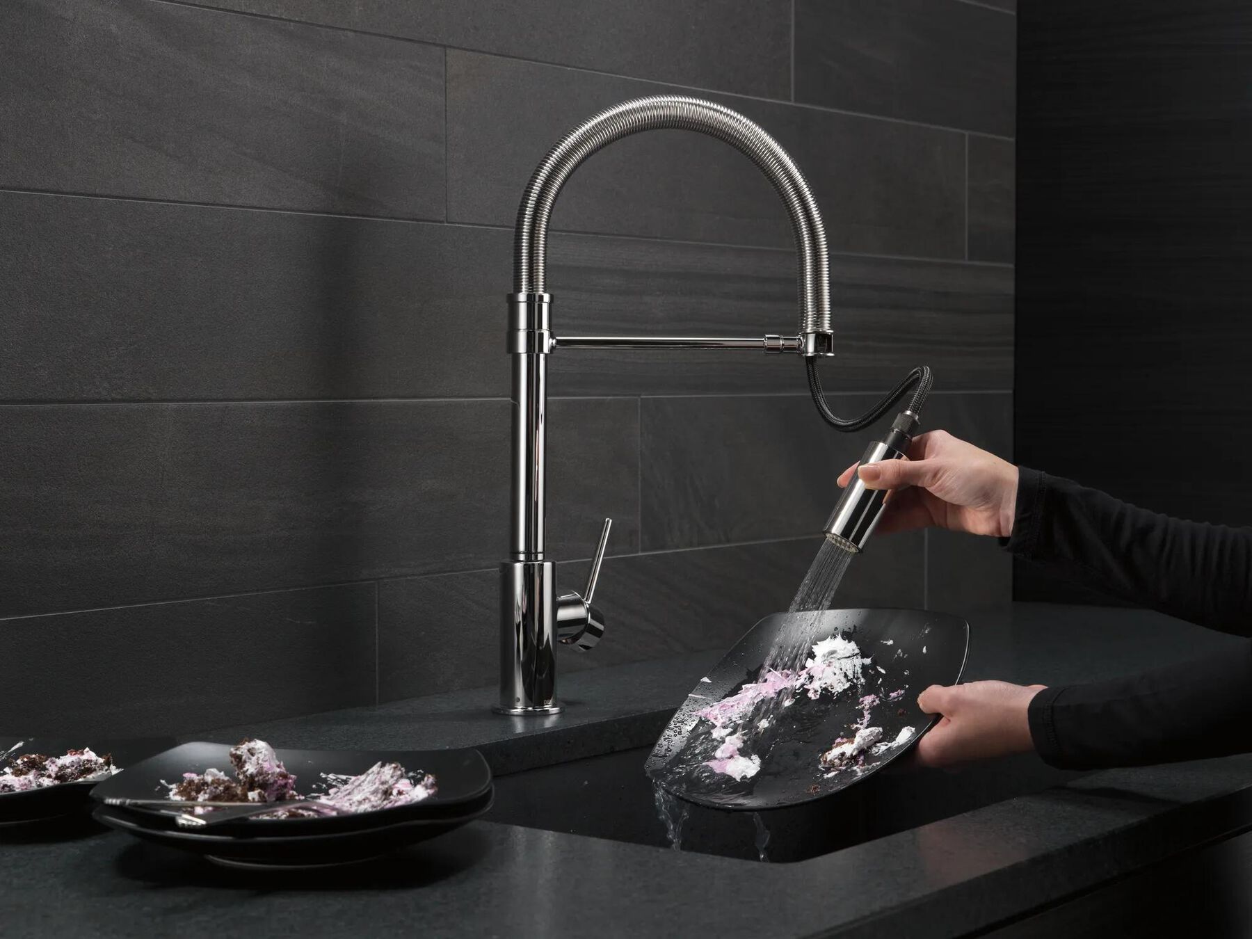 Single-Handle Pull-Down Spring Kitchen Faucet