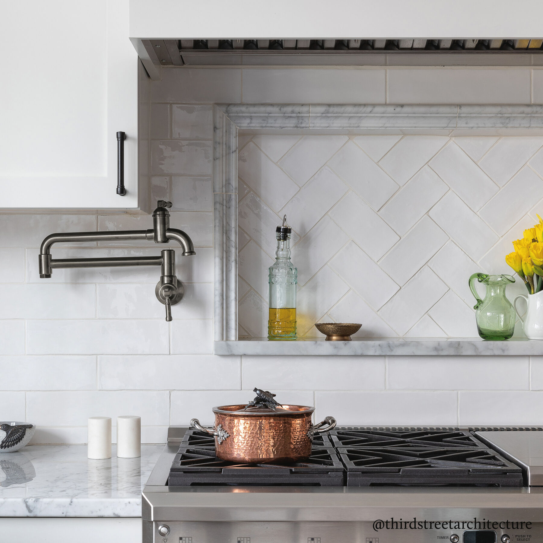 Wall Mount Pot Filler