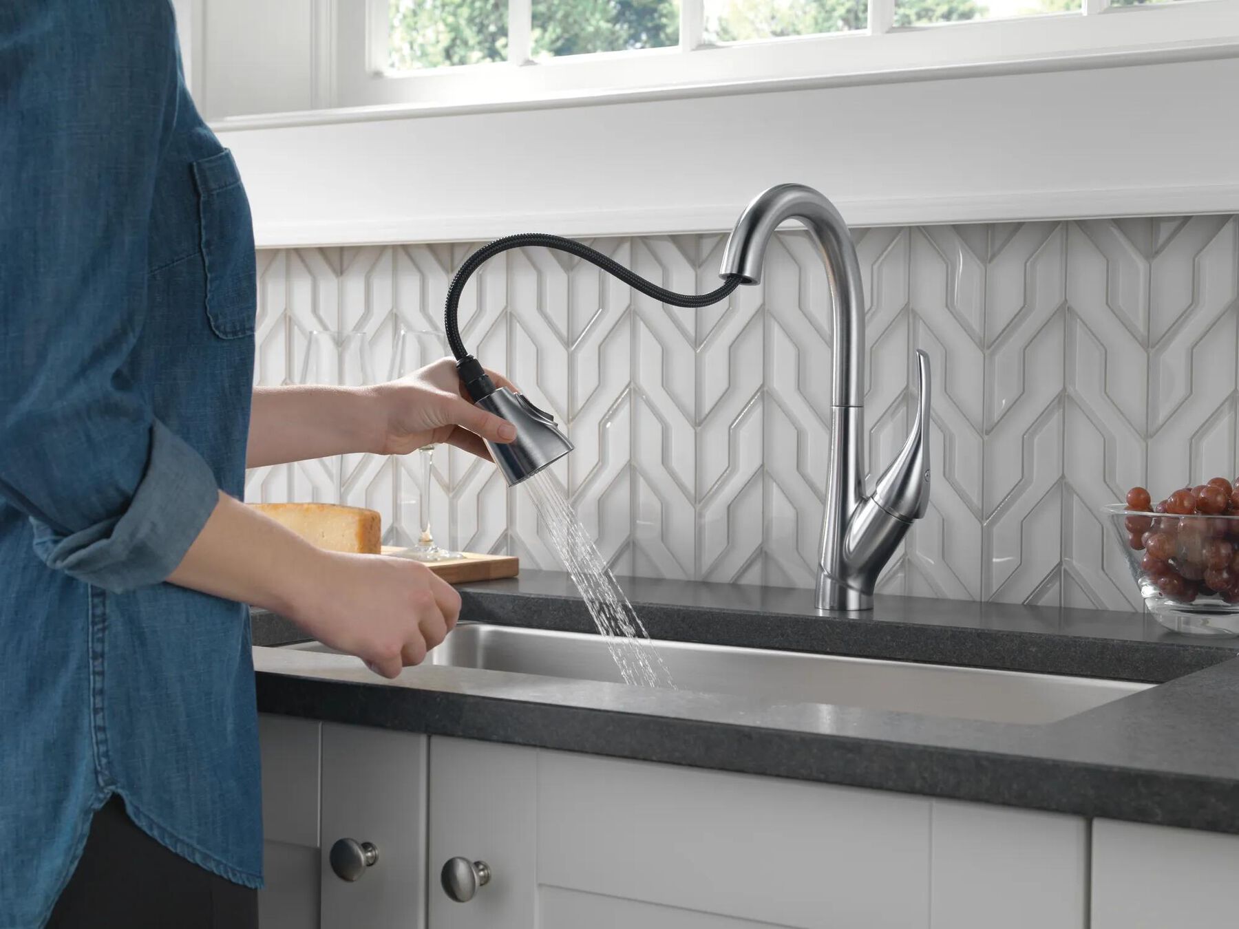 Single Handle Pull-Down Bar / Prep Faucet