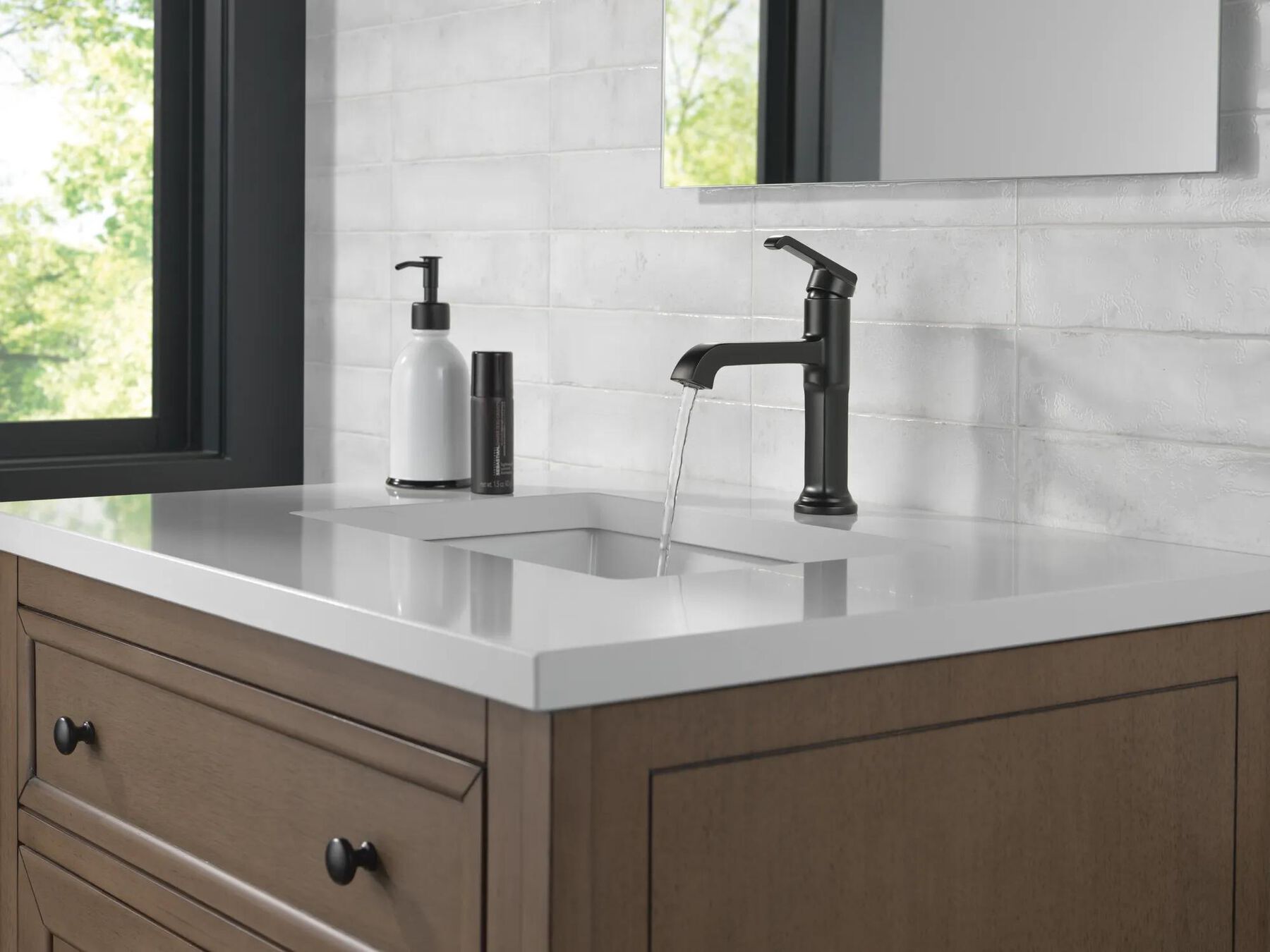Single Handle Bathroom Faucet (Recertified)