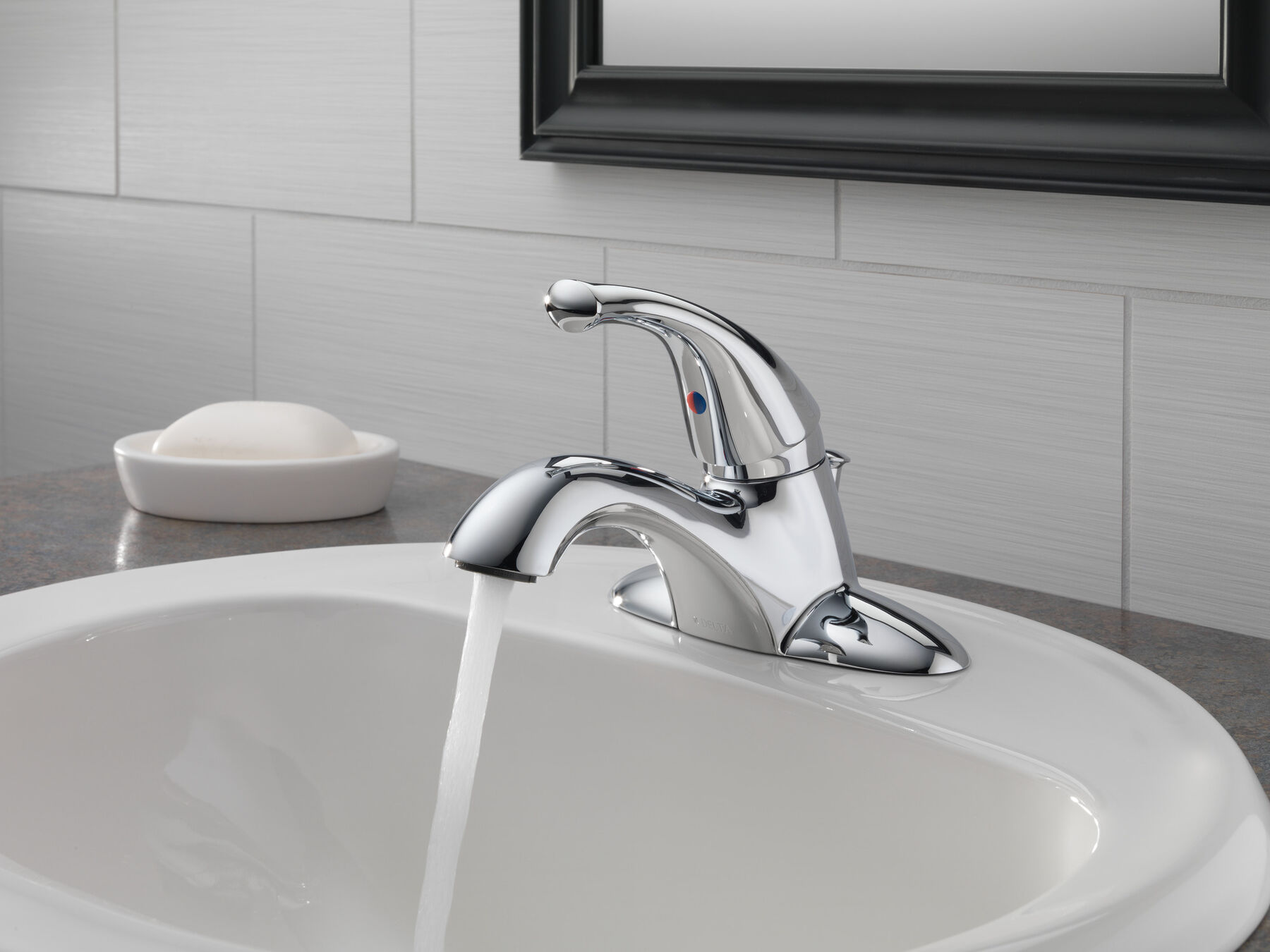 Single Handle Centerset Bathroom Faucet