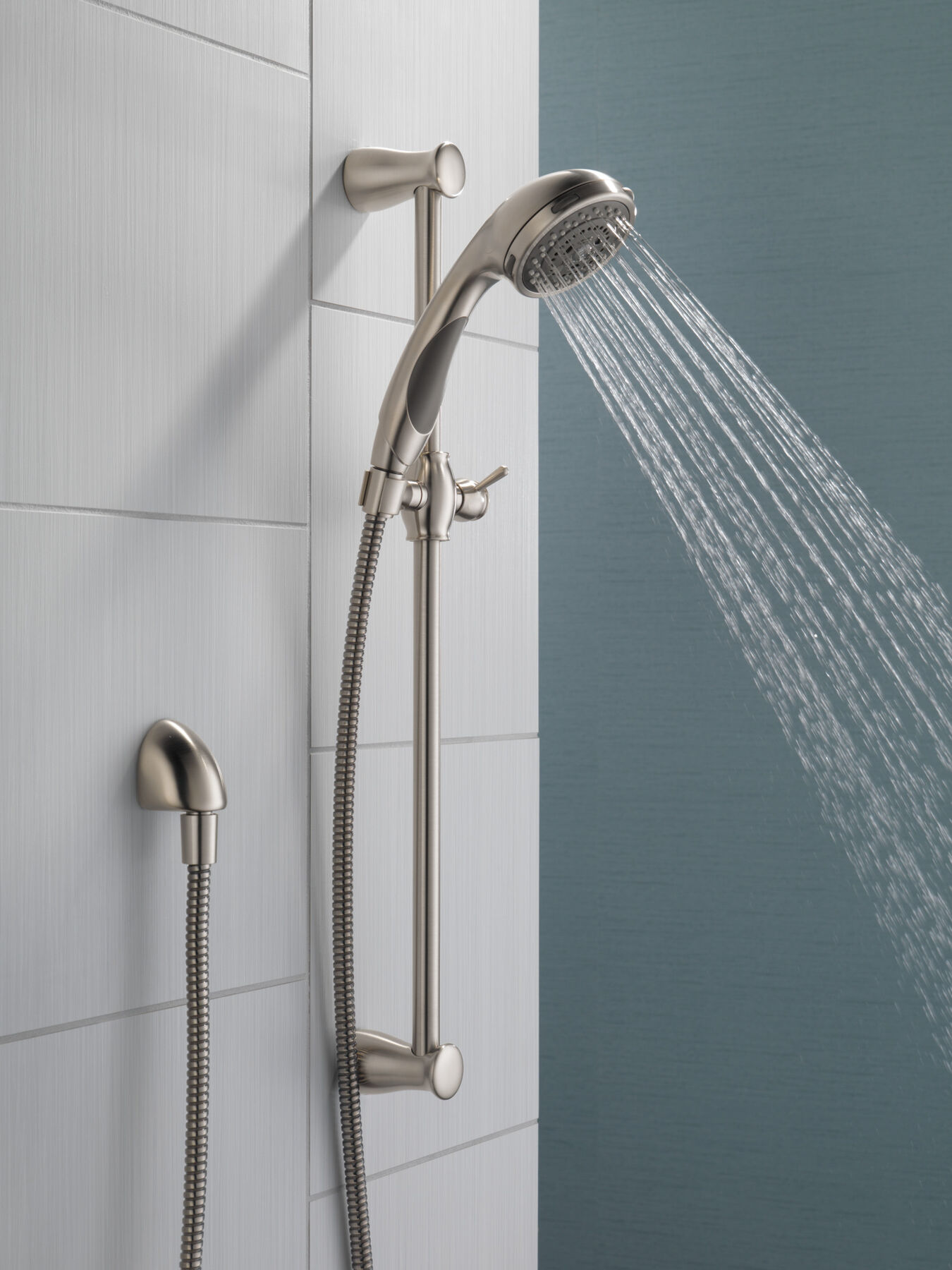 Hand Shower 2.5 GPM w/Slide Bar 3-Setting (Recertified)