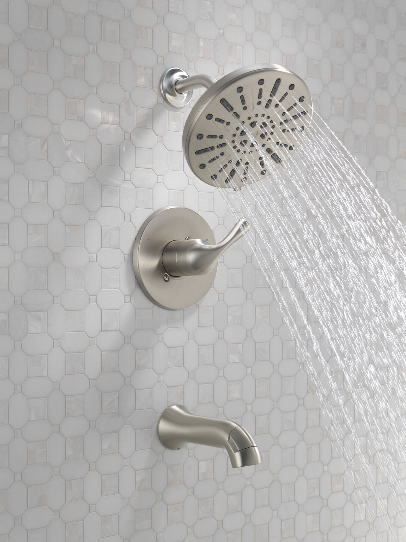 Monitor&reg; 14 Series Tub and Shower