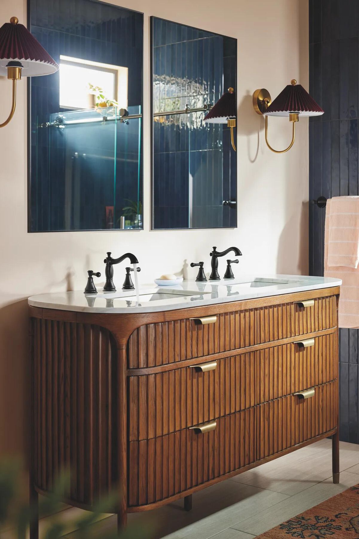 Two Handle Widespread Bathroom Faucet