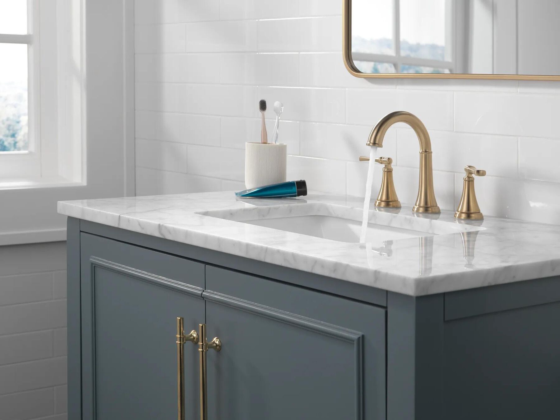 Two Handle Widespread Lavatory Faucet (Recertified)