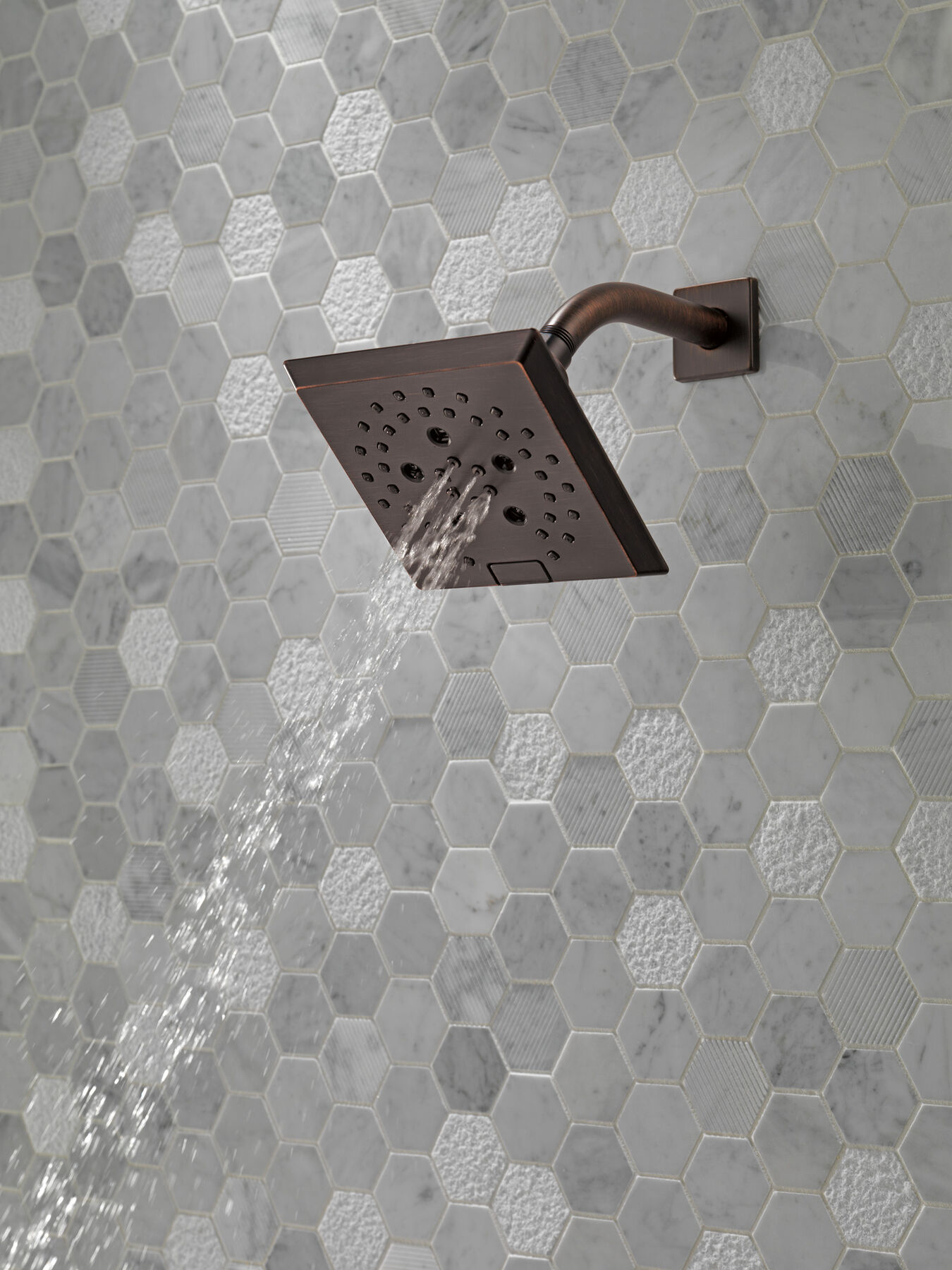 H<sub>2</sub>Okinetic&reg; 5-Setting Angular Modern Raincan Shower Head