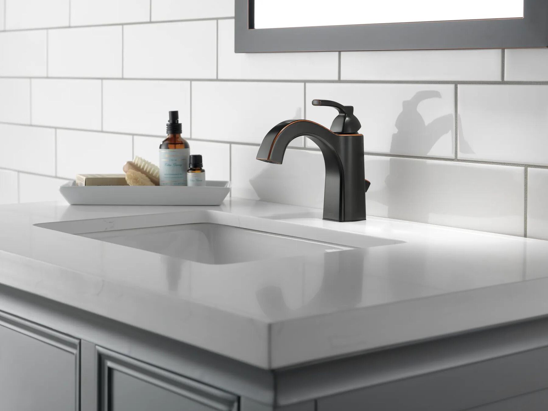 Single Handle Bathroom Faucet