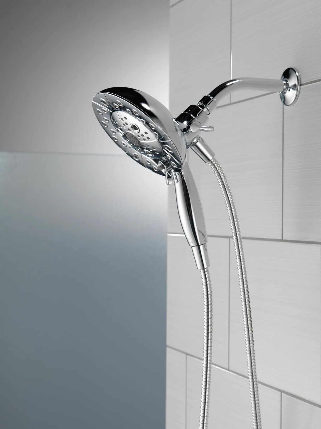 H2Okinetic&reg; In2ition&reg; 5-Setting Two-in-One Shower with MagnaTite