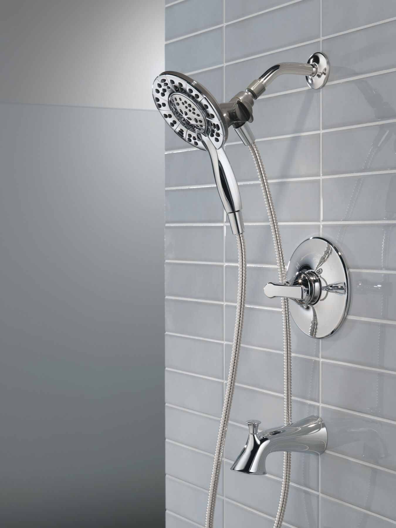 Monitor&reg;&nbsp;14 Series Tub & Shower With In2ition&reg;