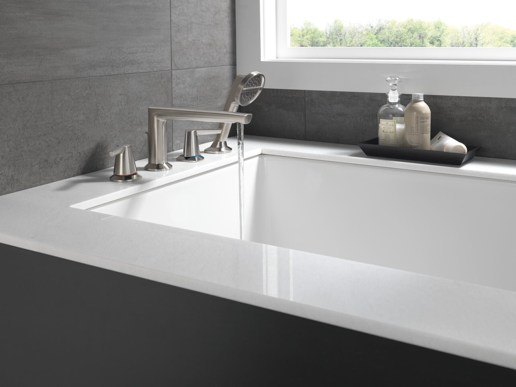 4-Hole Roman Tub Trim with Hand Shower