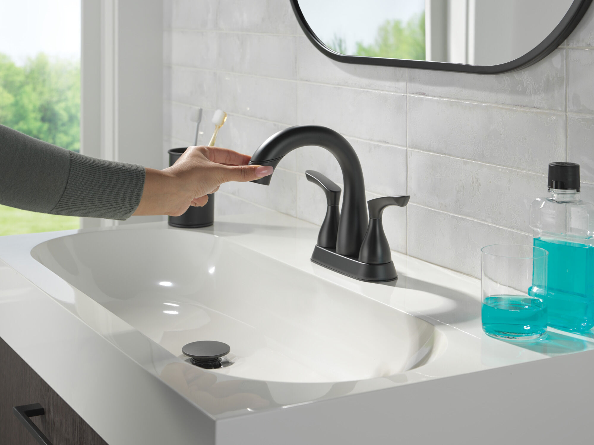 Two Handle Centerset Bathroom Faucet in Matte Black 25765LF-BLPD