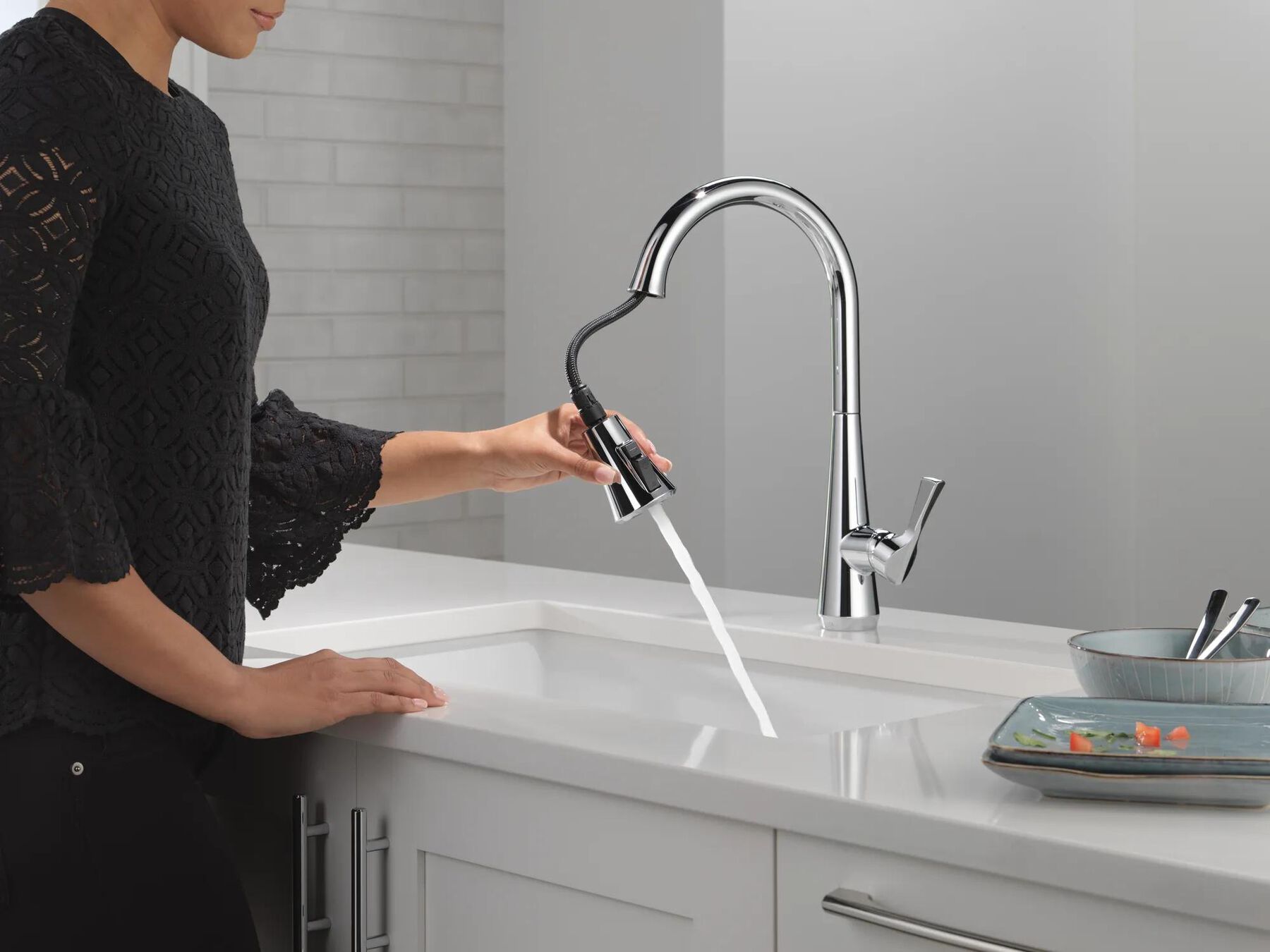 Single Handle Pull-Down Kitchen Faucet with ShieldSpray Technology