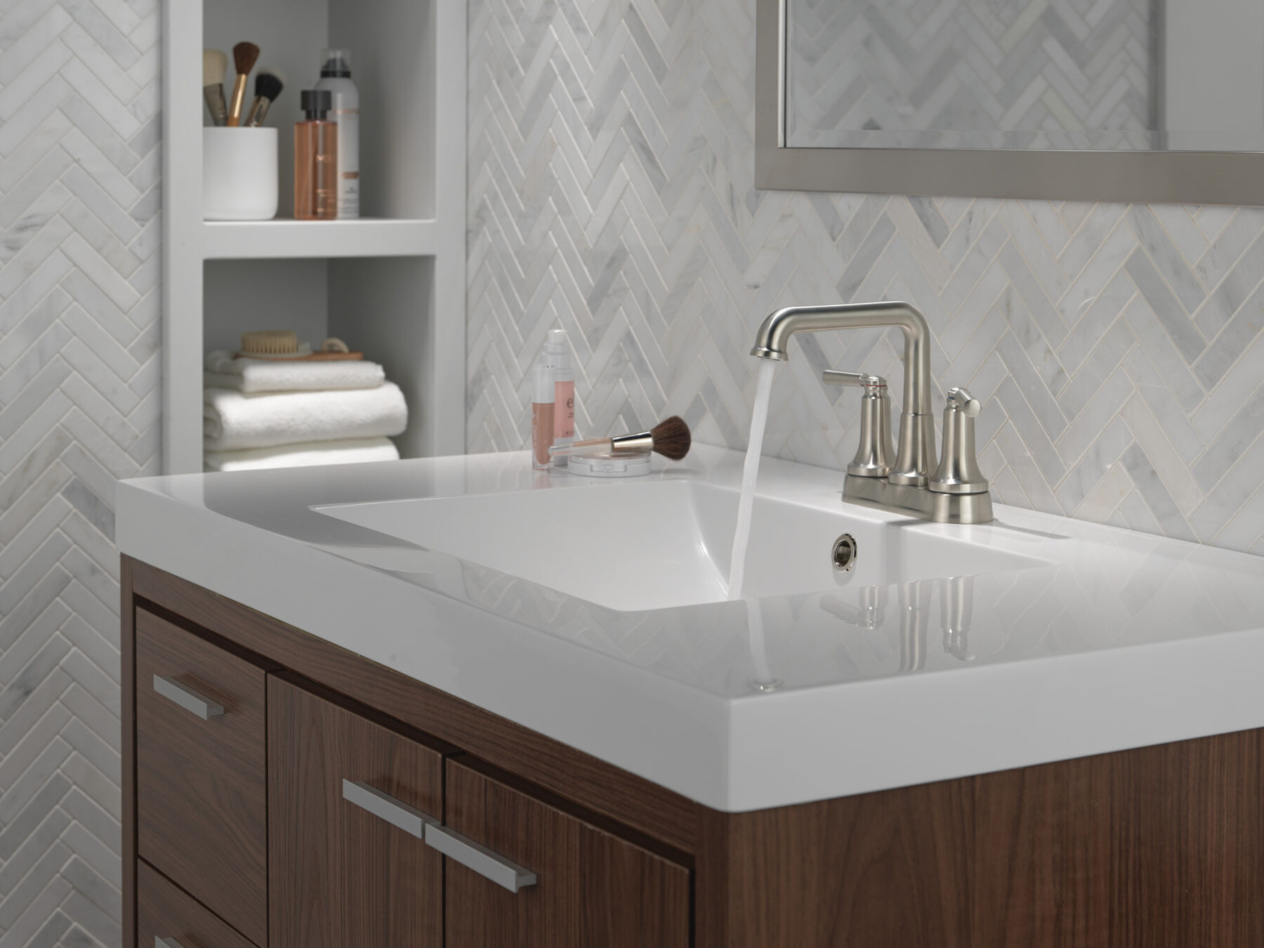Centerset Bathroom Faucet (Recertified)