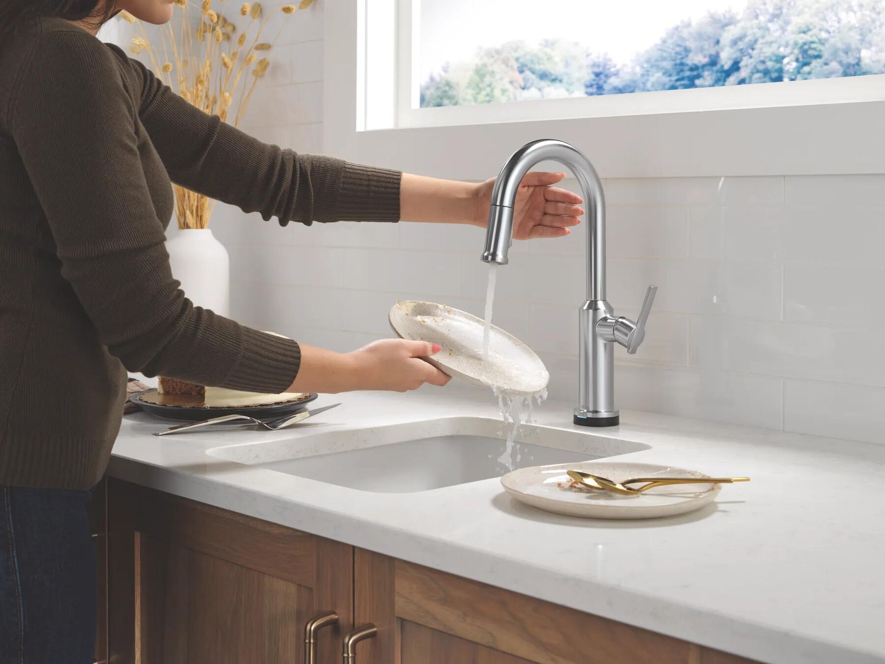 Touch2O&reg; Bar / Prep Faucet with Touchless Technology