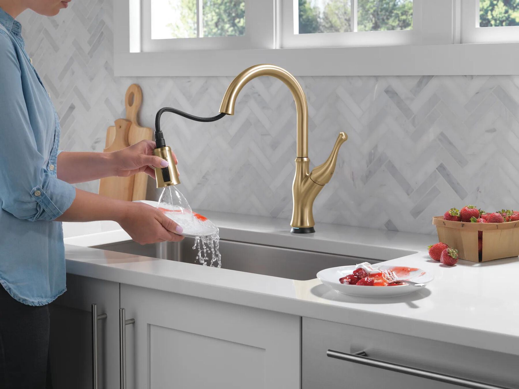 Touch<sub>2</sub>O&reg;  Pull-Down Kitchen Faucet (Recertified)