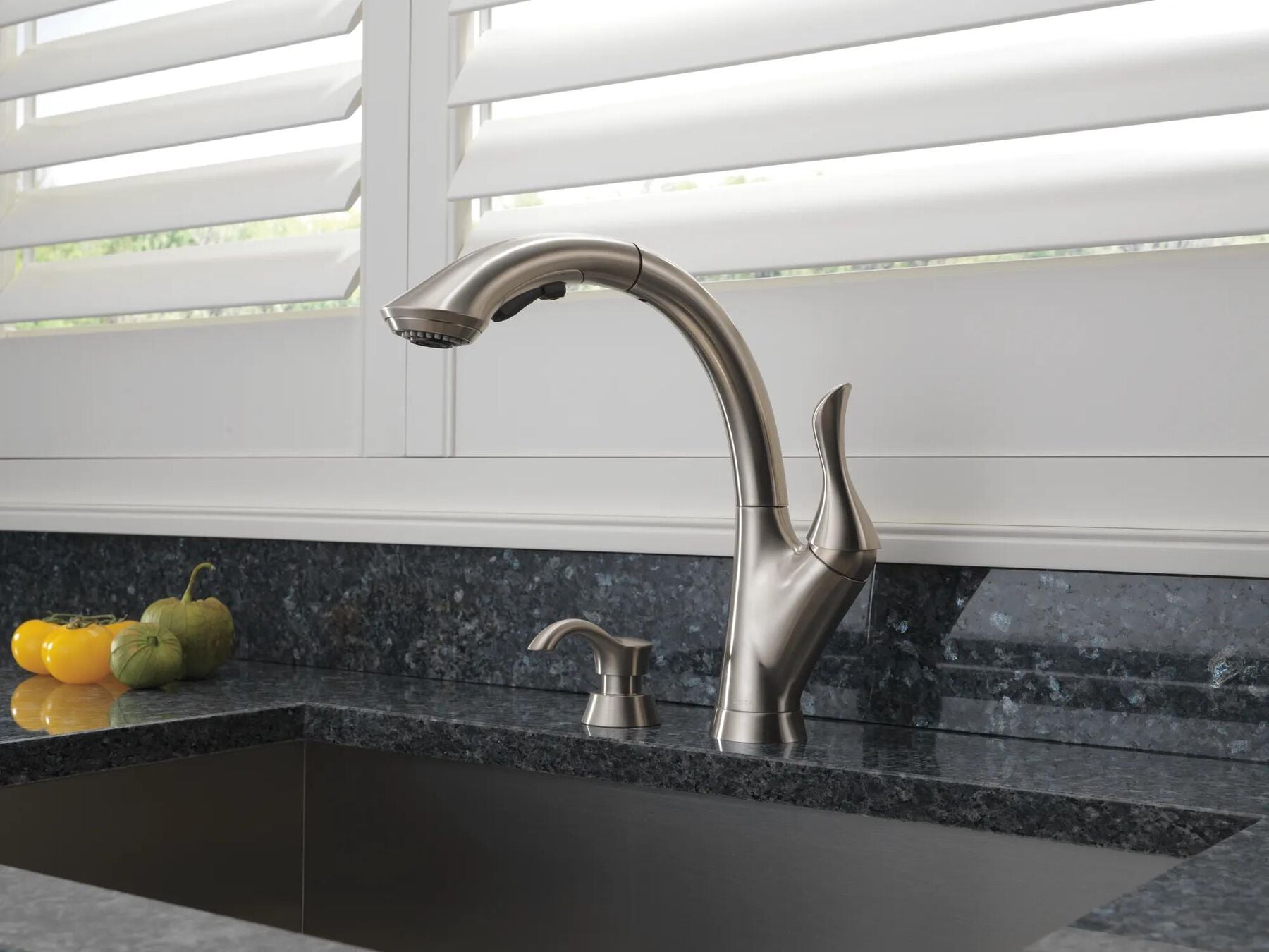 Single Handle Pull-Out Kitchen Faucet with Soap Dispenser