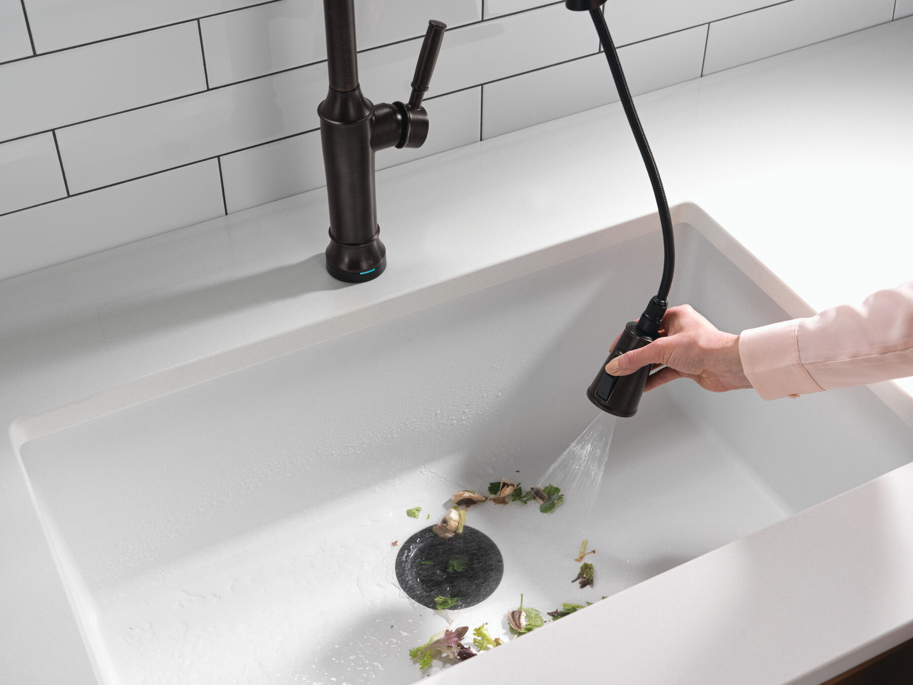 Touch<sub>2</sub>O&reg; Technology Kitchen Faucet with Touchless Technology