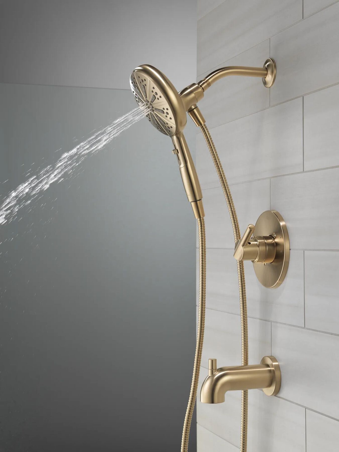 Monitor&reg; 14 Series Tub and Shower with SureDock&reg; Hand Shower