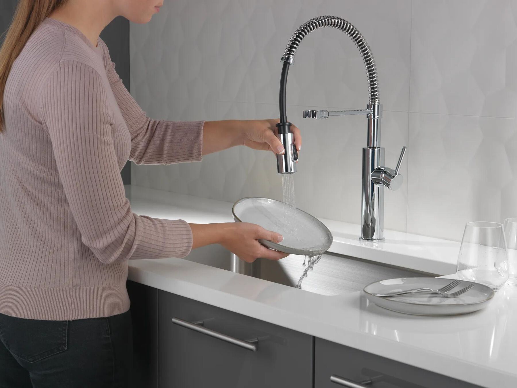 Pull-Down Kitchen Faucet (Recertified)