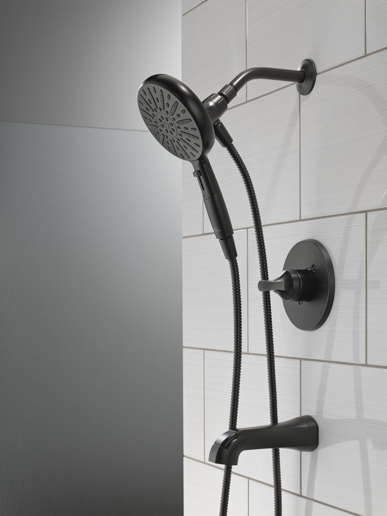 Monitor&reg; 14 Series Tub and Shower