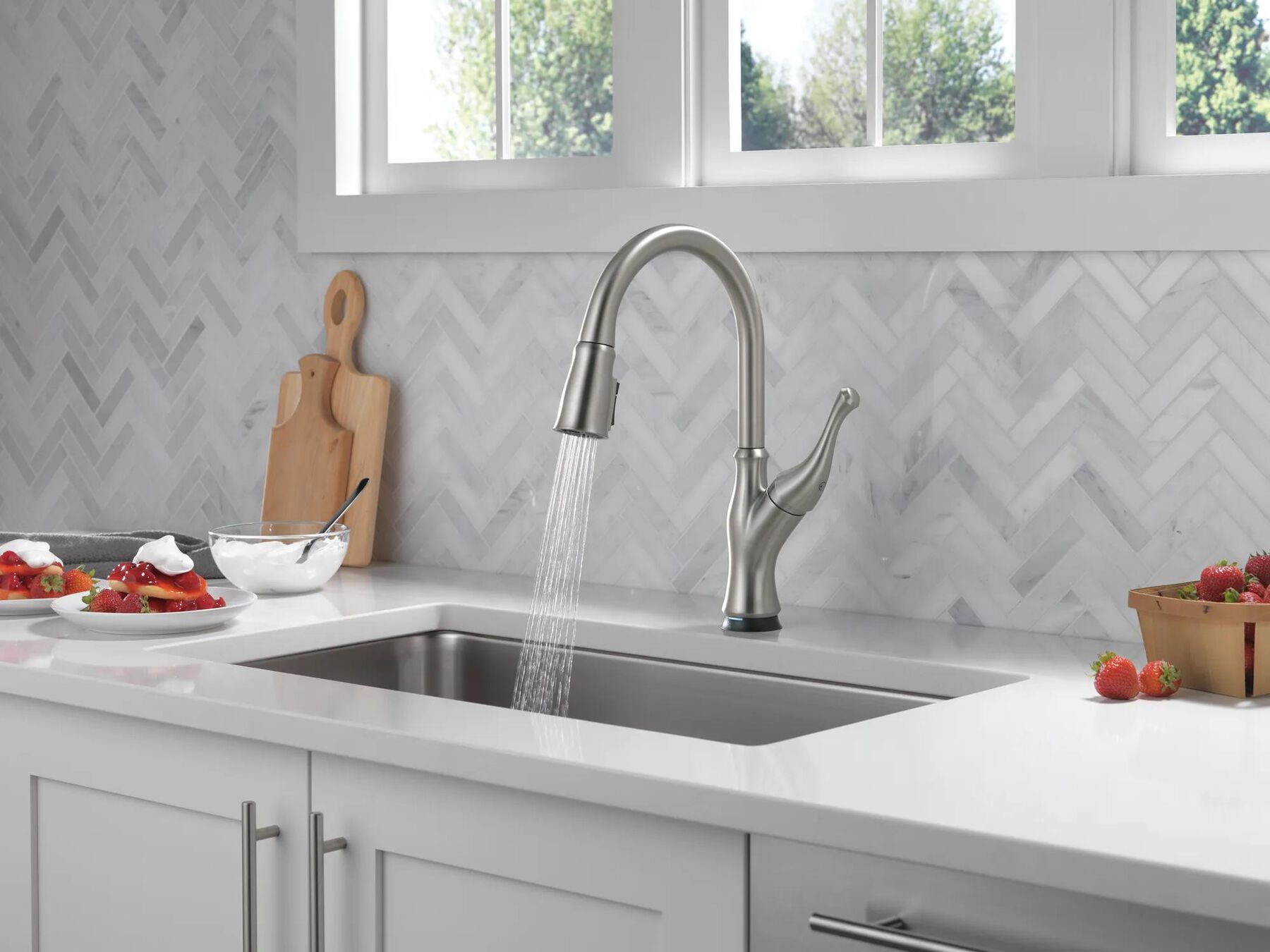 Touch<sub>2</sub>O&reg;  Pull-Down Kitchen Faucet (Recertified)