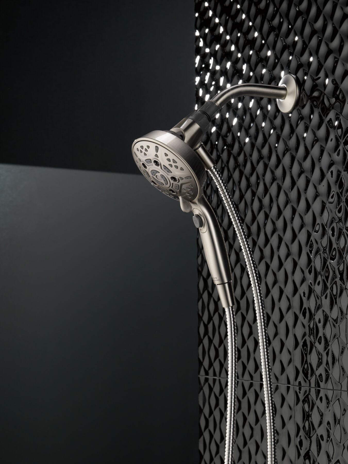 SureDock&reg; 7-Setting Hand Shower (Recertified)
