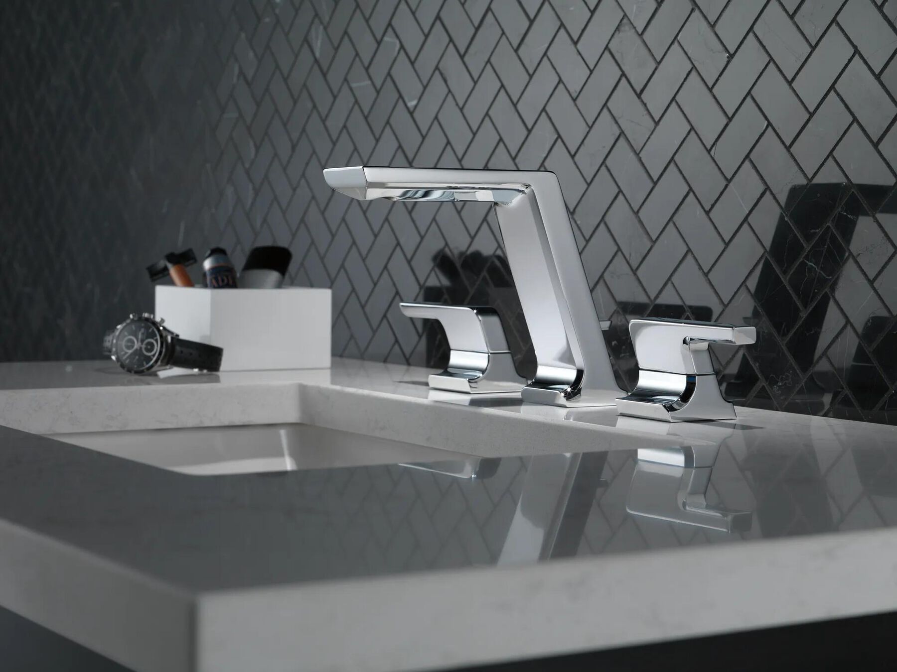 Two Handle Widespread Bathroom Faucet