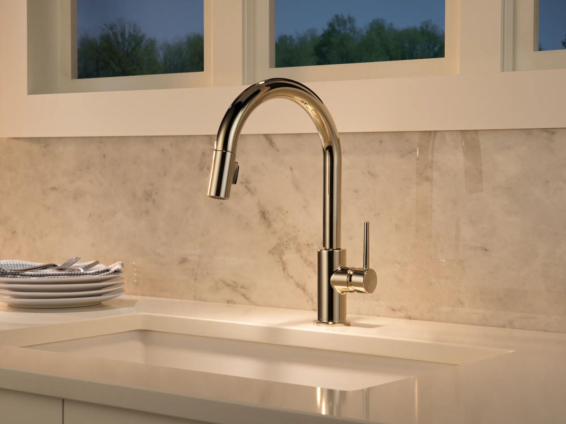 Single Handle Pull-Down Kitchen Faucet