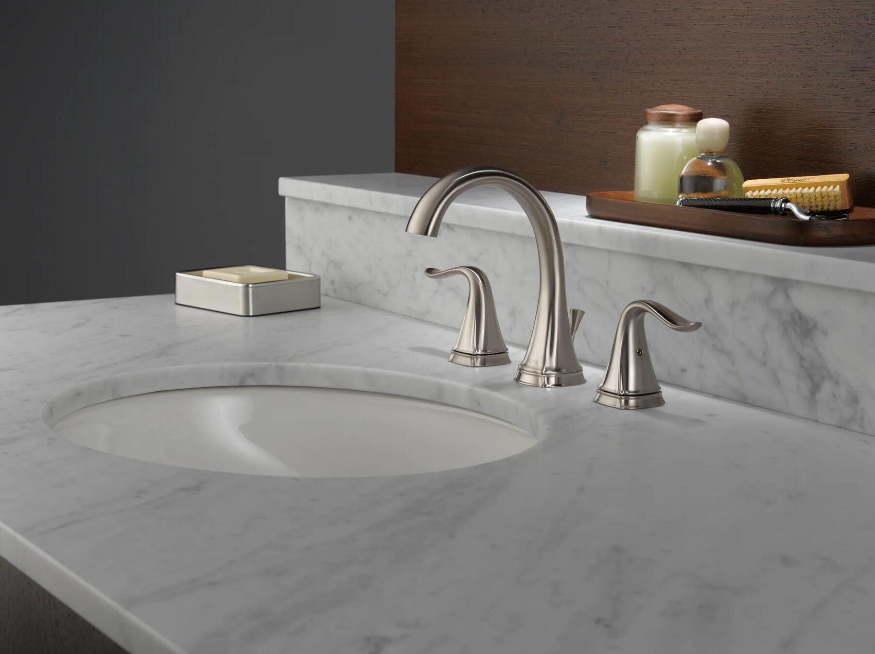 Two Handle Widespread Bathroom Faucet