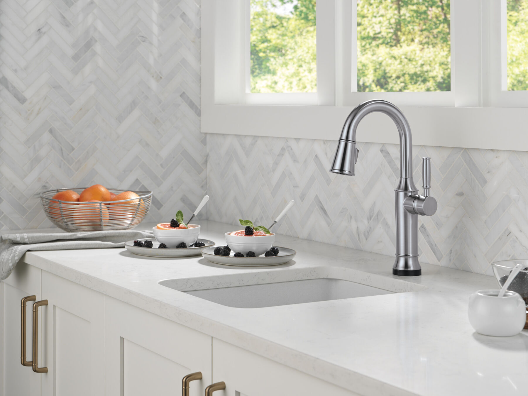 Touch2O&reg; Bar / Prep Faucet with Touchless Technology