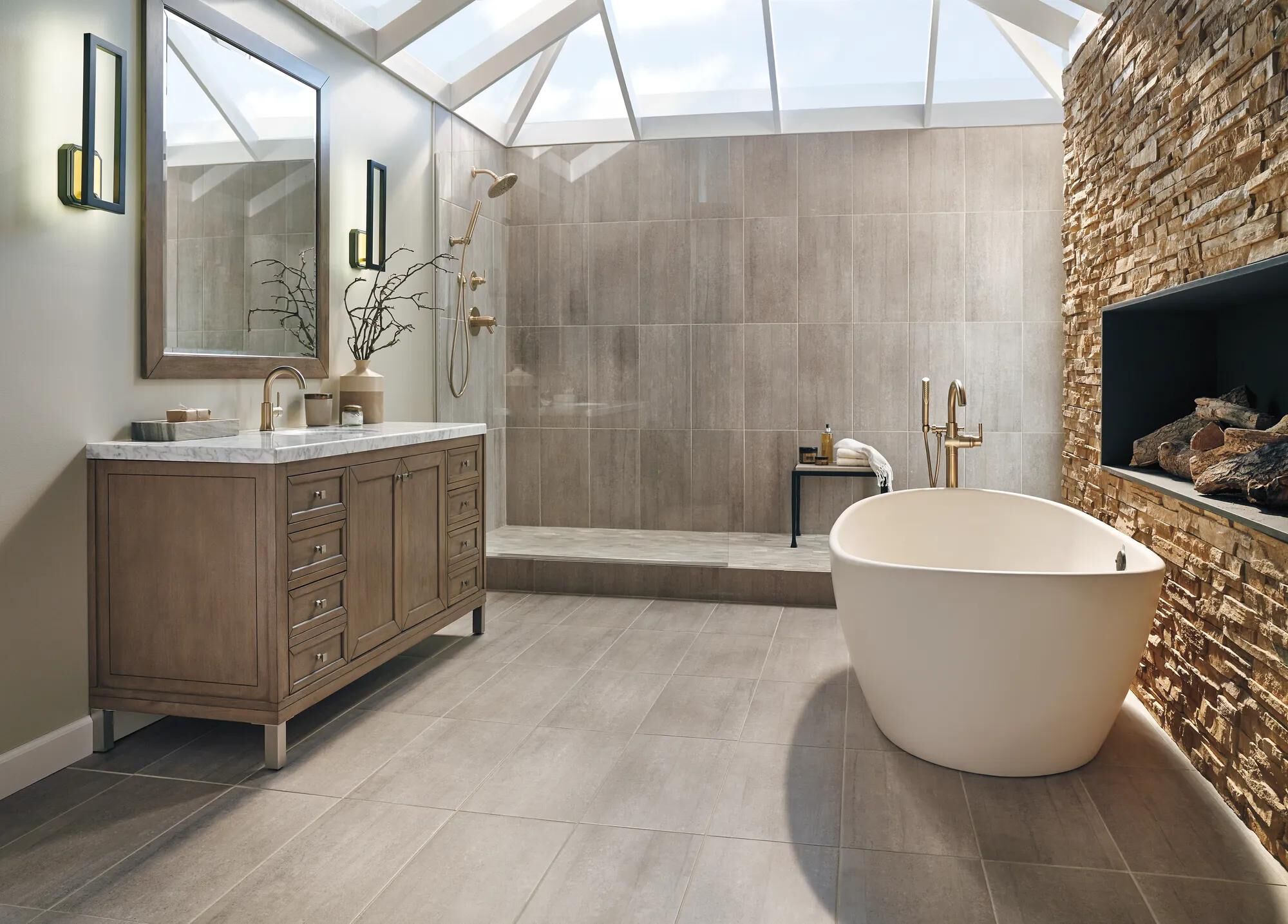 TempAssure® 17T Series H2Okinetic® Tub & Shower Trim in Champagne