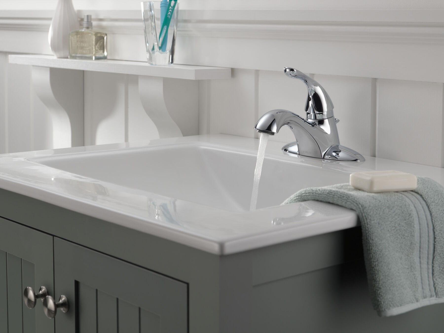 Single Handle Centerset Bathroom Faucet with City Shanks (Recertified)