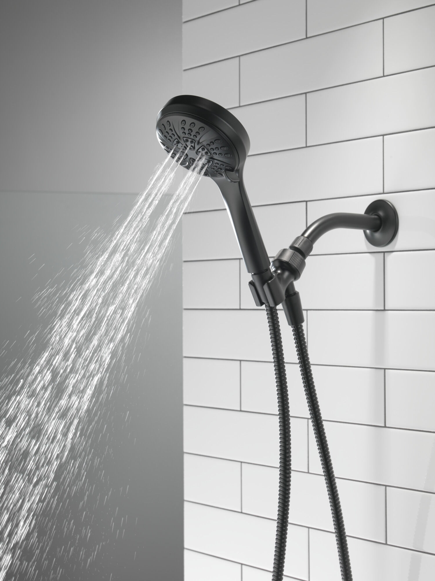 Hand Shower 2.5 GPM 6-Setting in Matte Black 75605DBL | Delta Faucet