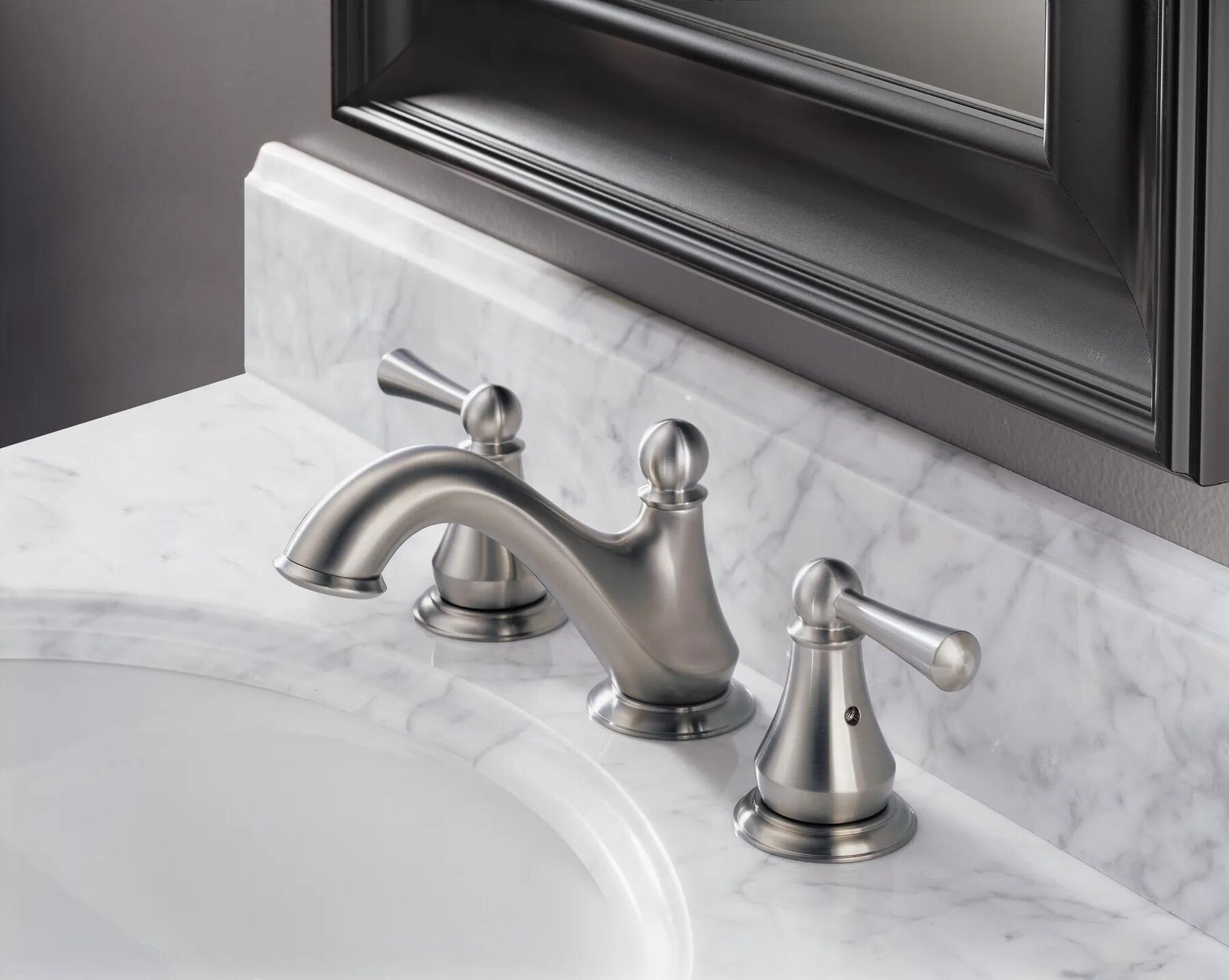 Two Handle Widespread Bathroom Faucet