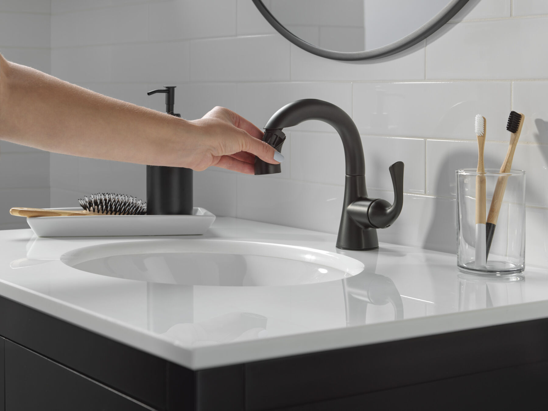 Single Handle Pull-Down Bathroom Faucet