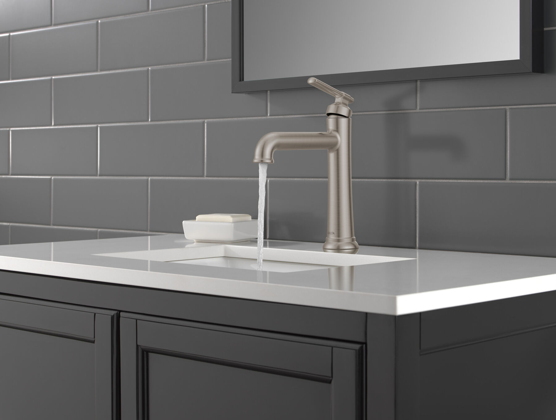 Single Handle Bathroom Faucet